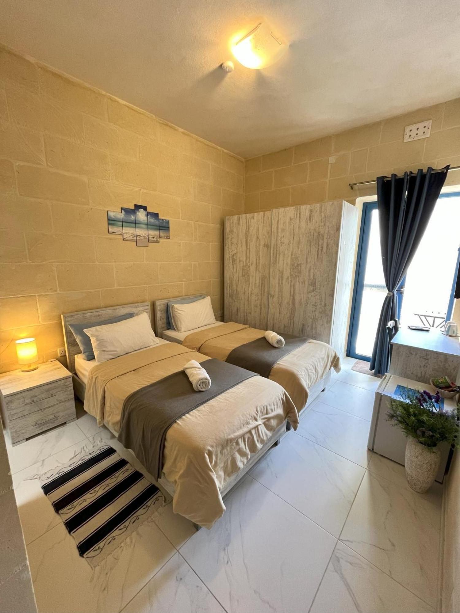 Fiftyfour West Boutique Living Bed & Breakfast Gharb  Exterior photo
