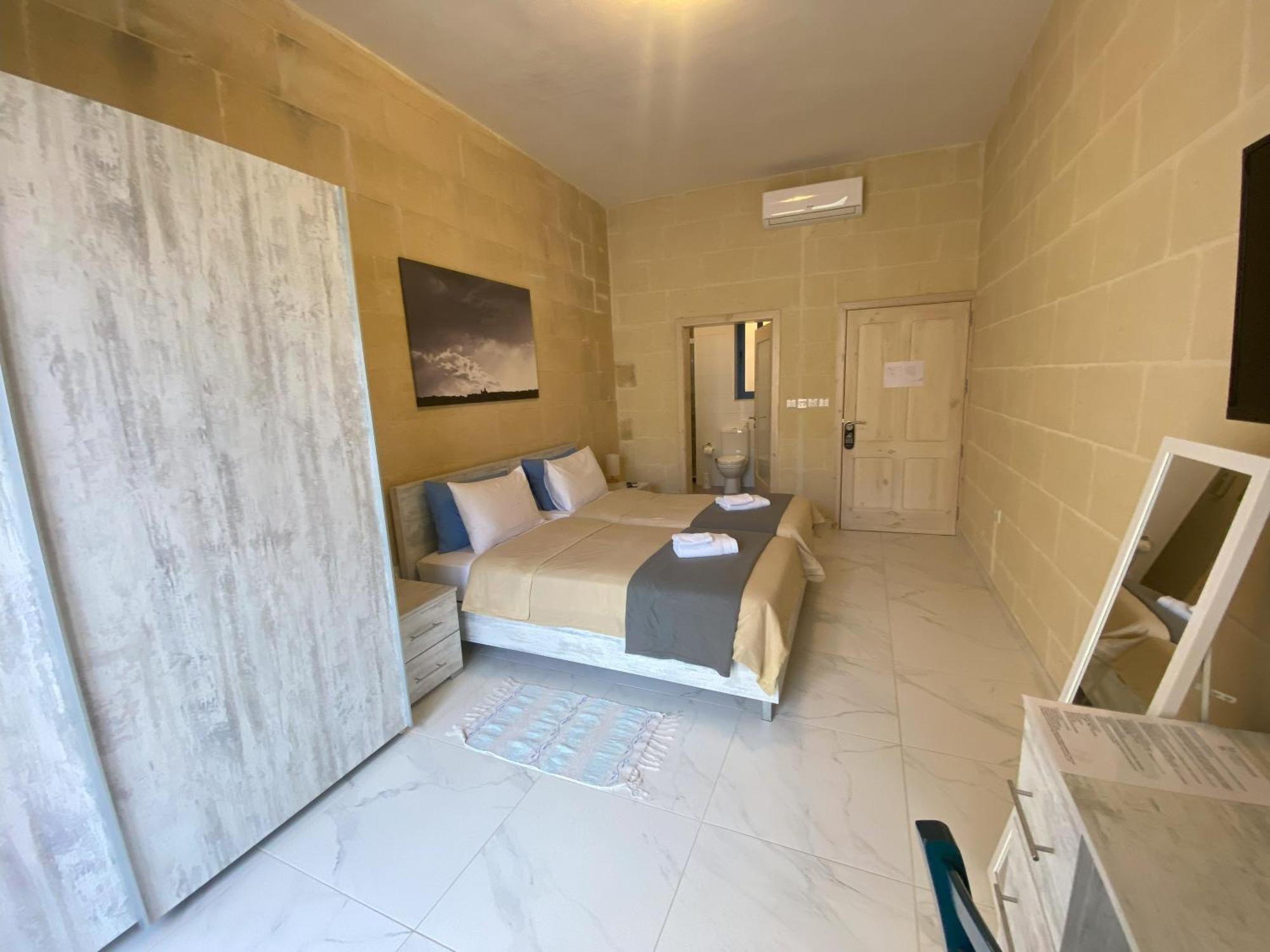 Fiftyfour West Boutique Living Bed & Breakfast Gharb  Exterior photo