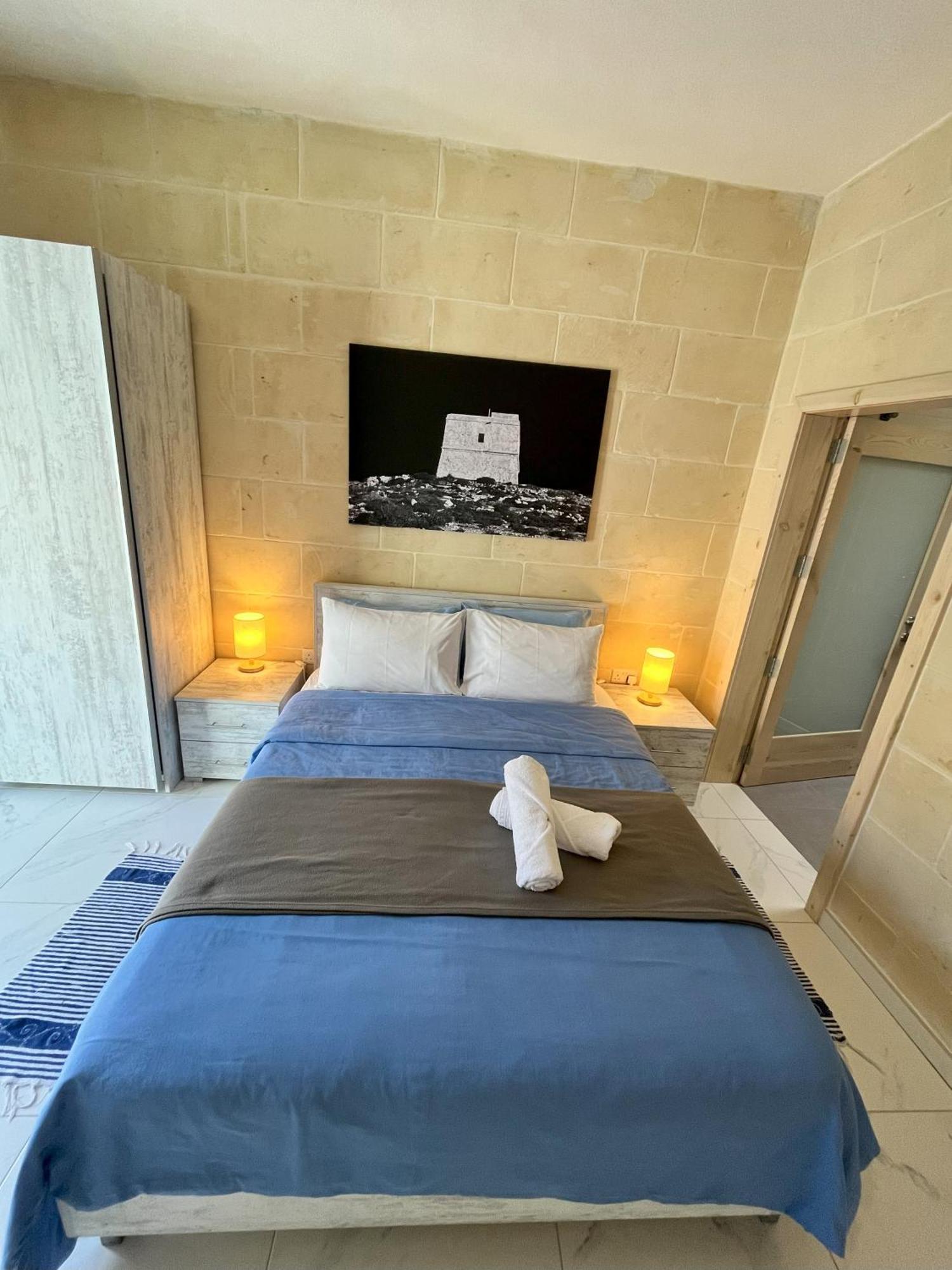 Fiftyfour West Boutique Living Bed & Breakfast Gharb  Exterior photo